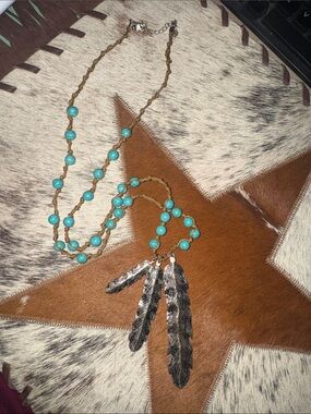 Western turquoise feather necklace